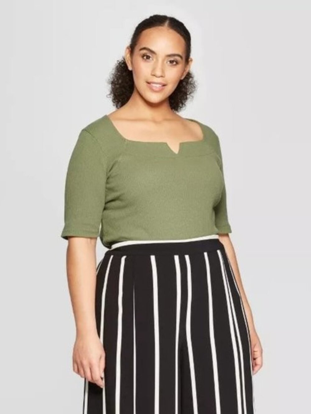 NEW WHO WHAT WEAR Square Neck Ribbed Tee Olive Green Plus 2X Top Short Sleeve